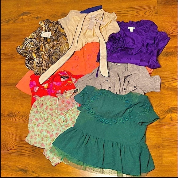 🌷  Mystery Box SALE 🌷 Tops 5PC Women’s Summer Tops Blouses Size M - Picture 2 of 5